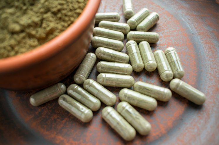 Are You Ordering Kratom Online? Read This First